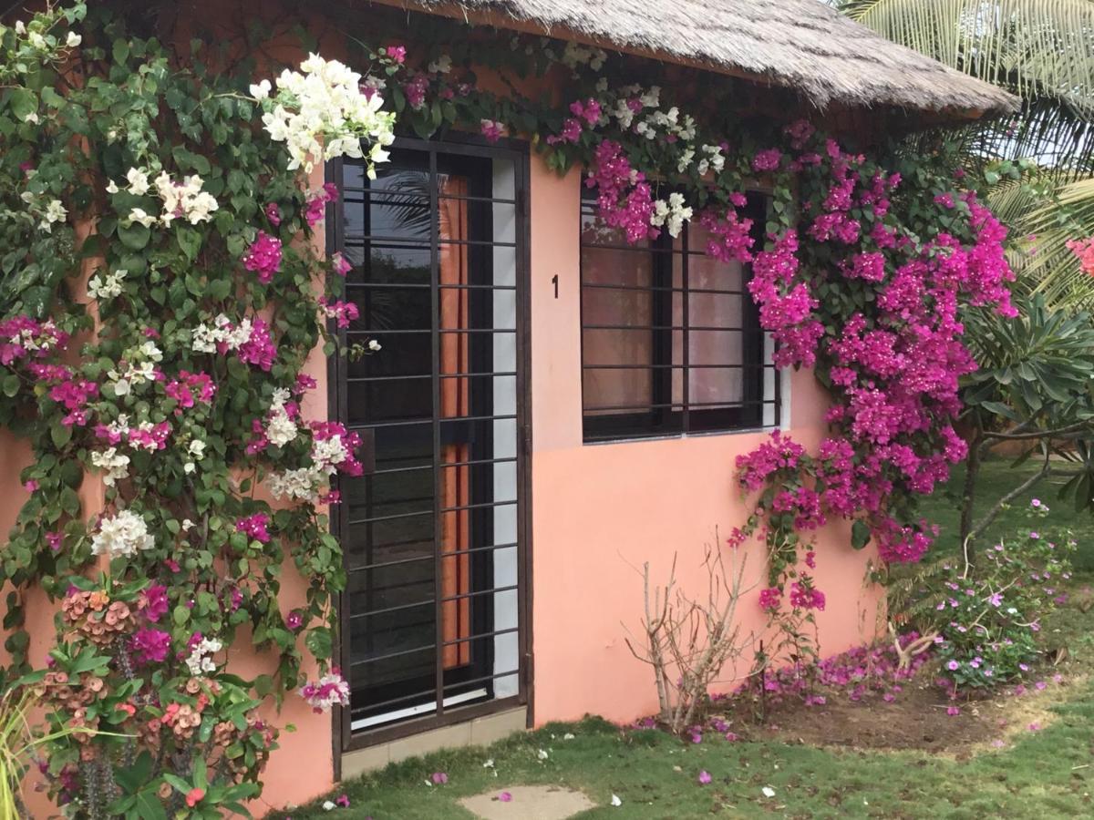 Terra Lodge Senegal Мбур Экстерьер фото